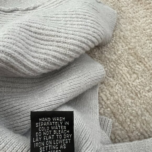 Cyrus Open Front Gray Cardigan Sweater L - Picture 12 of 12